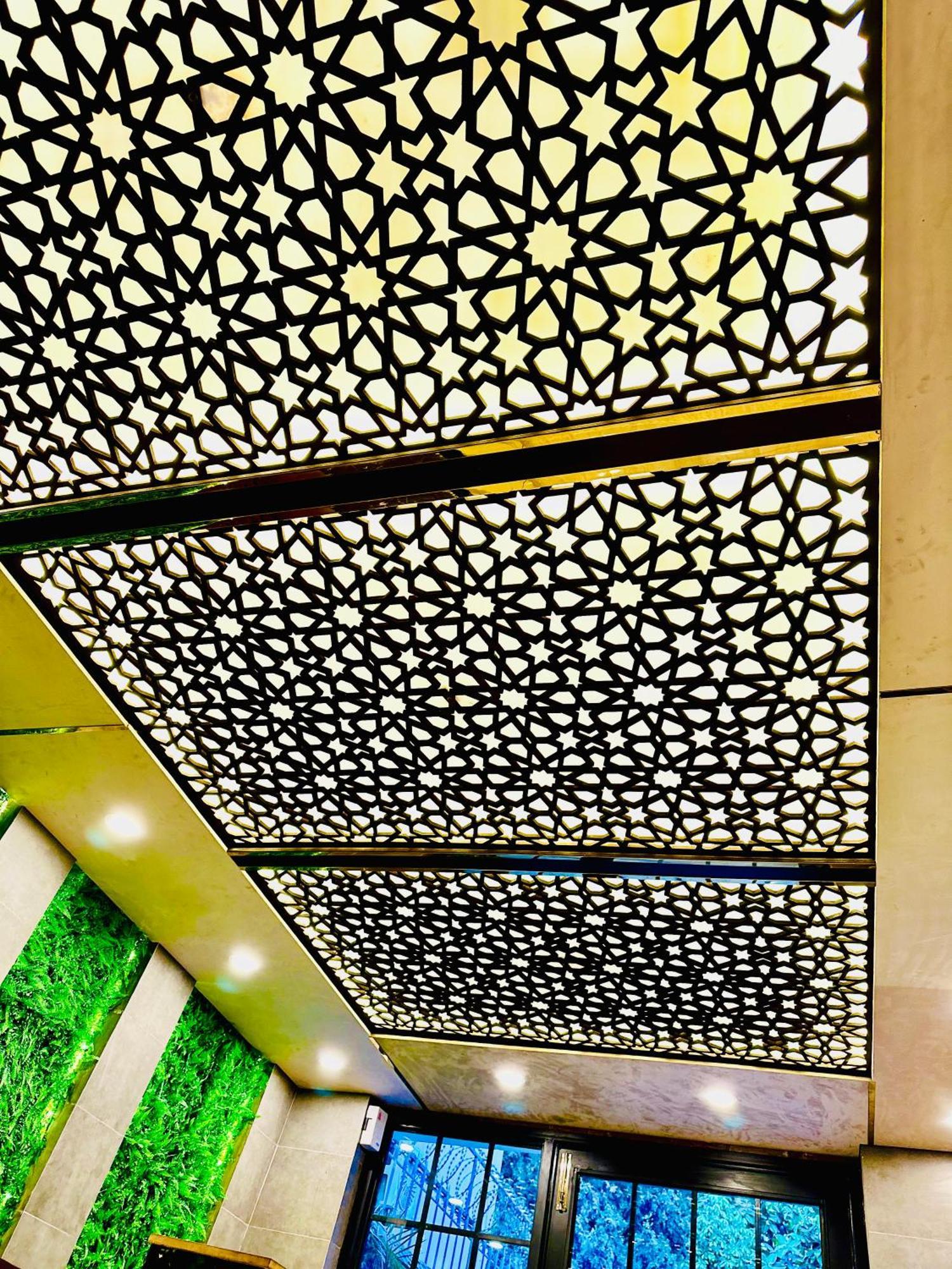 Blue Moon Continental Hotell Islamabad Eksteriør bilde