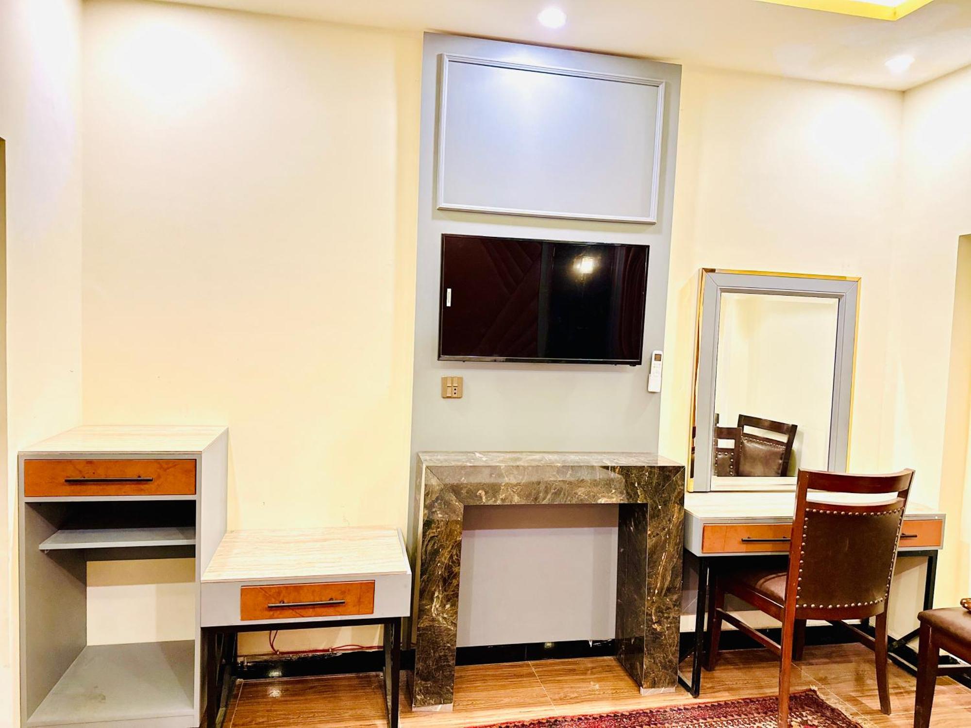 Blue Moon Continental Hotell Islamabad Eksteriør bilde