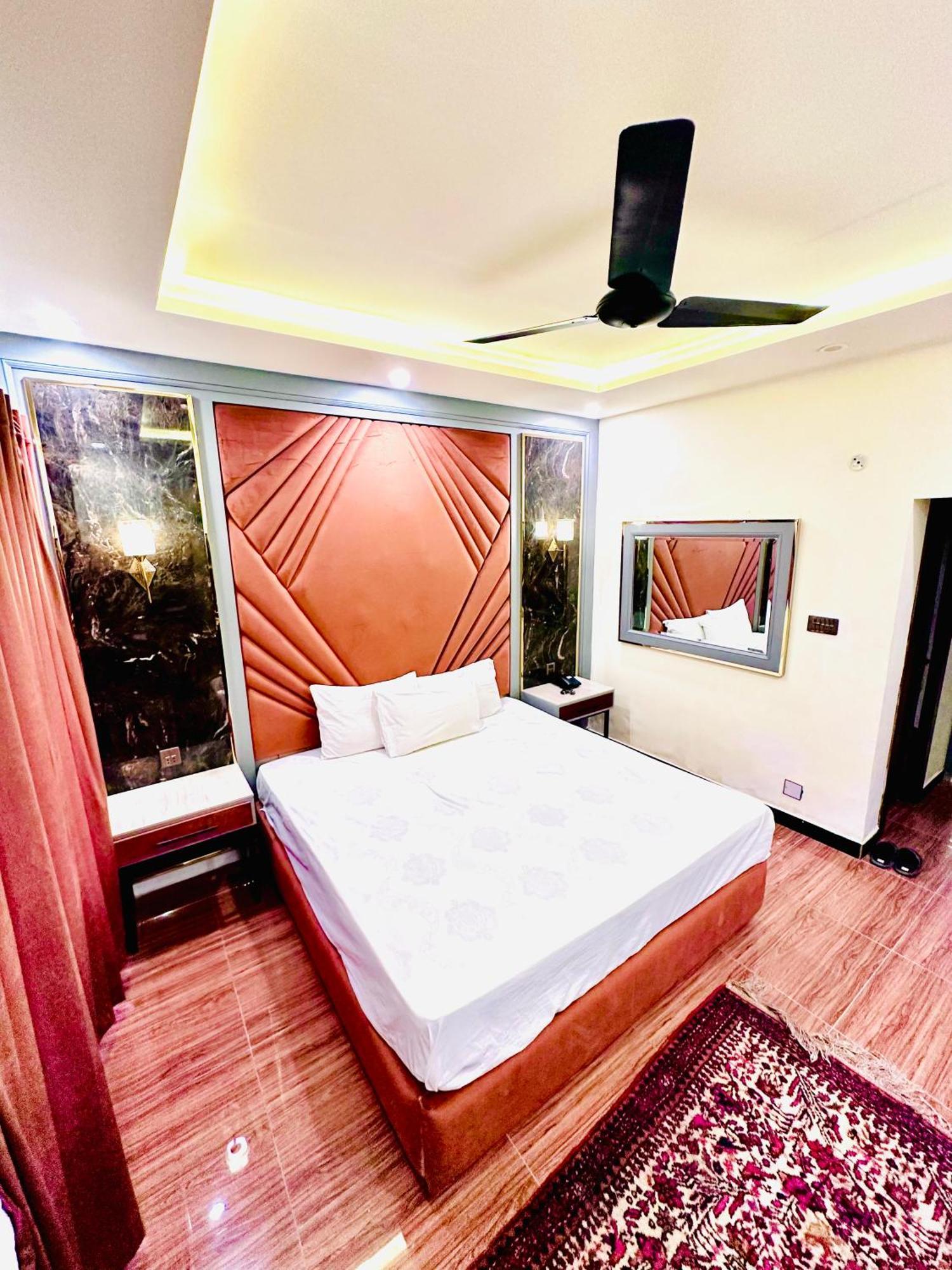Blue Moon Continental Hotell Islamabad Eksteriør bilde