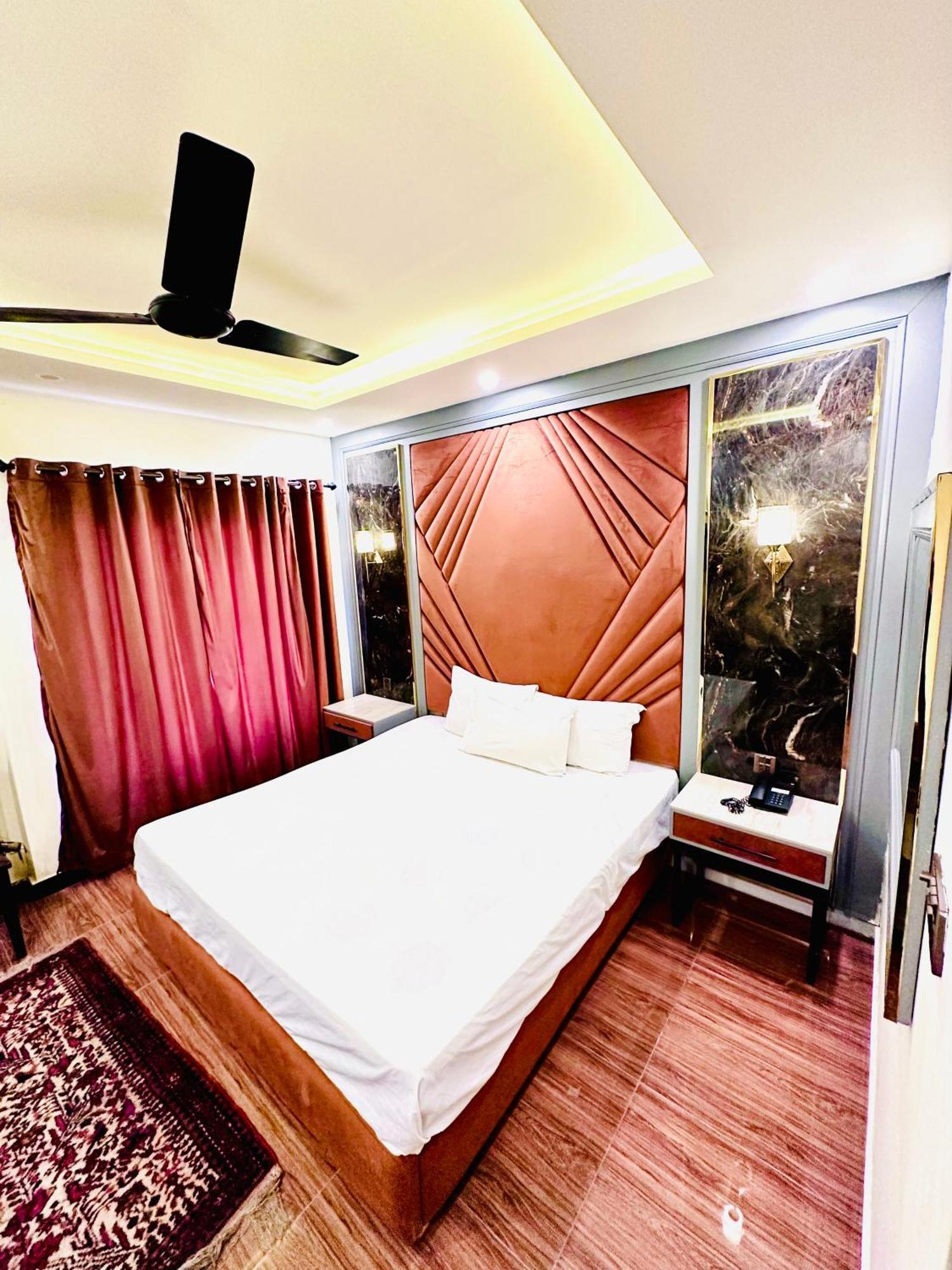 Blue Moon Continental Hotell Islamabad Eksteriør bilde