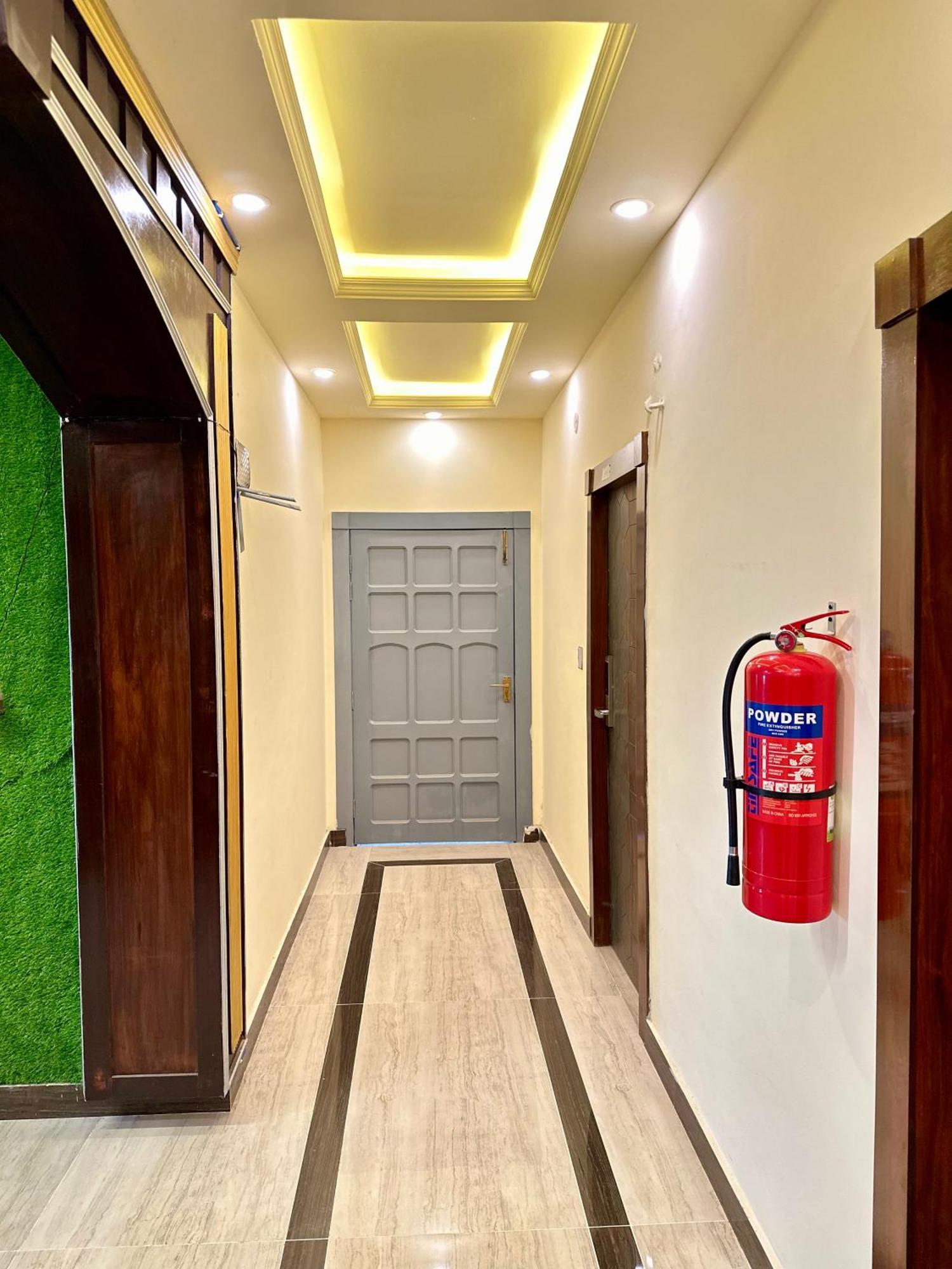 Blue Moon Continental Hotell Islamabad Eksteriør bilde