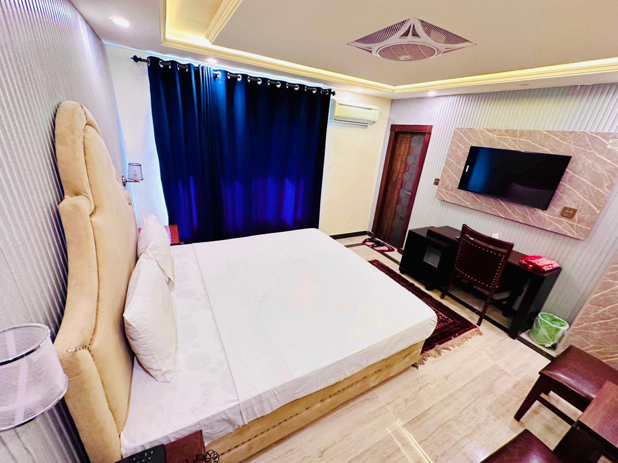 Blue Moon Continental Hotell Islamabad Eksteriør bilde
